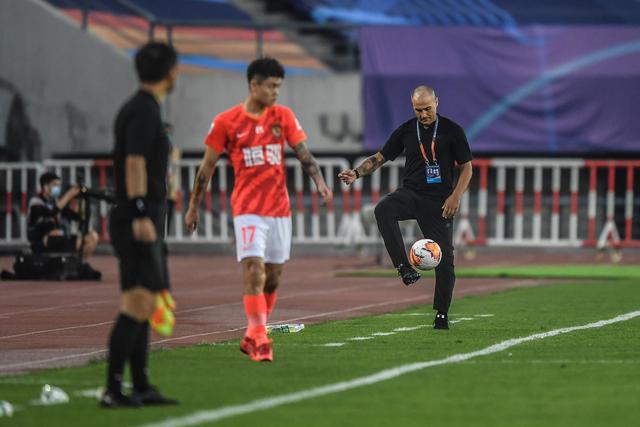 阿森纳今夜马德里秘密会见阿尔瓦雷斯代表